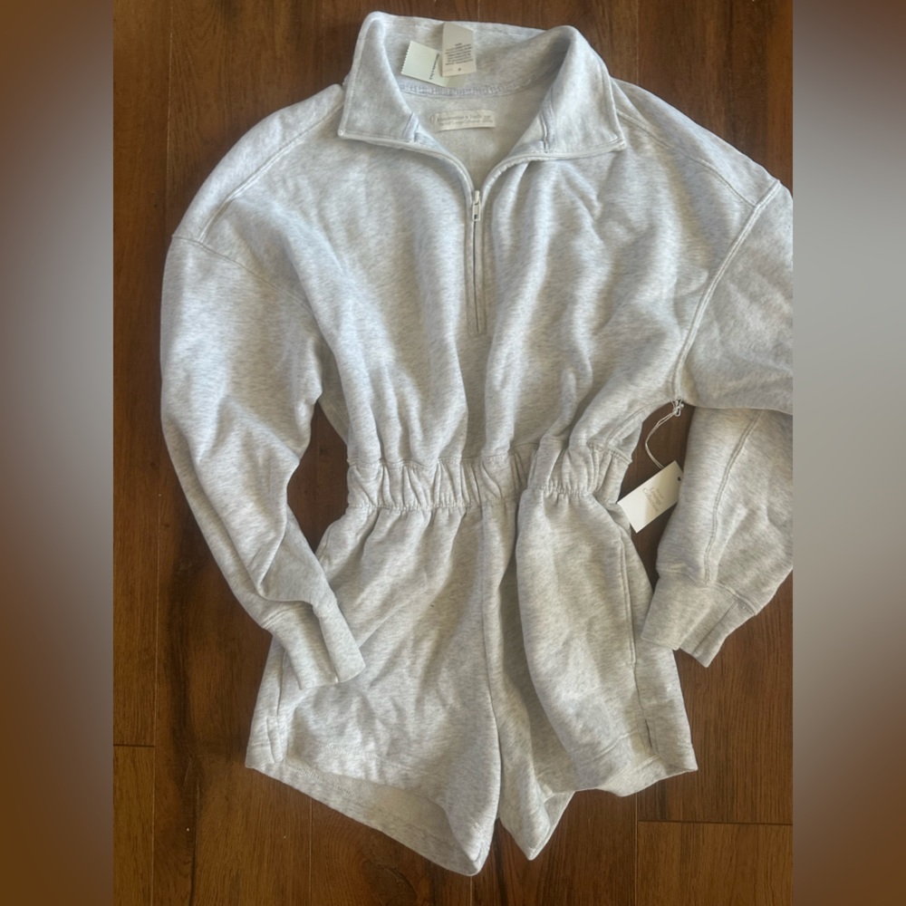 Abercrombie and Fitch NWT Sweatshirt/Romper